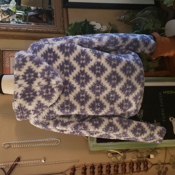 La Hearts Sherpa Jacket with Hood Size Medium - Picture 4 of 5